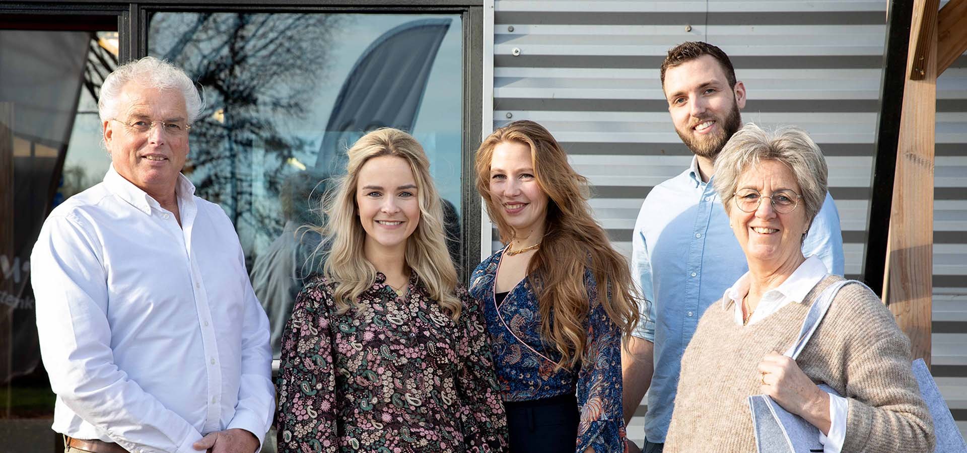 633-overons_header_pruis.jpg 633-overons_header_pruis.jpg